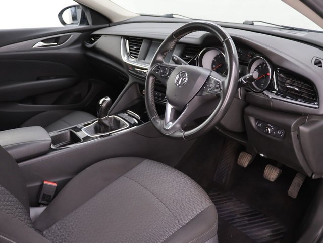 2019 Vauxhall Insignia Grand Sport 1.6L Design Nav 5dr - Photo 10