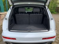 USED 2013 13 AUDI Q7 3.0 TDI QUATTRO S LINE PLUS 5d 245 BHP HUGE SPEC - LIMITED EDITION - QUATTRO 4X4 - AUTOMATIC PADDLE SHIFT - FACTORY 7 SEATER - 3.0 TDi  - FULL S/LINE EMBOSSED LEATHER - 21 INCH ALLOYS - NAVIGATION