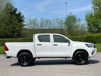 USED 2017 66 TOYOTA HI-LUX 2.4 ACTIVE 4WD D-4D DCB 148 BHP PRICE 13750 + VAT 2850 TOTAL 17100