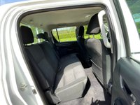 USED 2017 66 TOYOTA HI-LUX 2.4 ACTIVE 4WD D-4D DCB 148 BHP PRICE 13750 + VAT 2850 TOTAL 17100