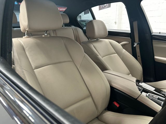 2012 BMW 5 Series - Photo 8