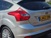 USED 2012 62 FORD FOCUS 1.0 ZETEC 5d 99 BHP LM62ZNN FORD FOCUS 1.0 ZETEC 5d 99 BHP