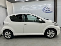 USED 2011 61 TOYOTA AYGO 1.0 VVT-i Go Hatchback 5dr Petrol Manual Euro 5 (67 ps) Sat Nav, &pound;20 TAX!, AUX, A/C