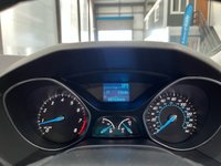 USED 2011 11 FORD FOCUS 1.6 ZETEC 5d 124 BHP Privacy Glass, Bluetooth, AUX