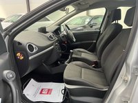 USED 2011 11 RENAULT CLIO 1.2 Dynamique TomTom Hatchback 5dr Petrol Manual Euro 5 (75 ps) Bluetooth, 6"Screen, Cruise