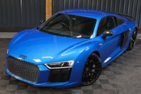 USED 2016 16 AUDI R8 5.2 V10 PLUS QUATTRO 2d 602 BHP FULL AUDI HISTORY, CARBON EXTERIOR PACK, COMFORT & SOUND PACK, B&O STEREO, REAR CAMERA, OVER &pound;30K OF OPTIONS