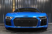 USED 2016 16 AUDI R8 5.2 V10 PLUS QUATTRO 2d 602 BHP FULL AUDI HISTORY, CARBON EXTERIOR PACK, COMFORT & SOUND PACK, B&O STEREO, REAR CAMERA, OVER &pound;30K OF OPTIONS