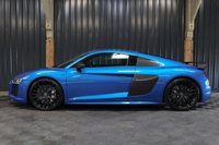 USED 2016 16 AUDI R8 5.2 V10 PLUS QUATTRO 2d 602 BHP FULL AUDI HISTORY, CARBON EXTERIOR PACK, COMFORT & SOUND PACK, B&O STEREO, REAR CAMERA, OVER &pound;30K OF OPTIONS
