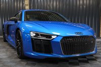 USED 2016 16 AUDI R8 5.2 V10 PLUS QUATTRO 2d 602 BHP FULL AUDI HISTORY, CARBON EXTERIOR PACK, COMFORT & SOUND PACK, B&O STEREO, REAR CAMERA, OVER &pound;30K OF OPTIONS