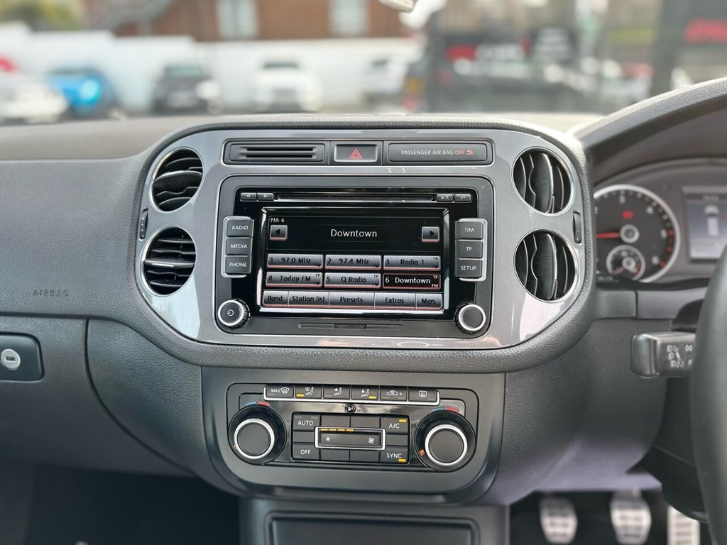 USED 2013 VOLKSWAGEN TIGUAN 2.0 R LINE TDI BLUEMOTION TECHNOLOGY 4MOTION 5d 139 BHP GREAT SPEC,EXCELLENT CONDITION