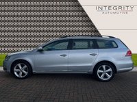 USED 2012 12 VOLKSWAGEN PASSAT 2.0 SE TDI BLUEMOTION TECHNOLOGY 5d 139 BHP 586L BOOT CAPACITY