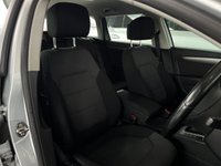USED 2012 12 VOLKSWAGEN PASSAT 2.0 SE TDI BLUEMOTION TECHNOLOGY 5d 139 BHP 586L BOOT CAPACITY