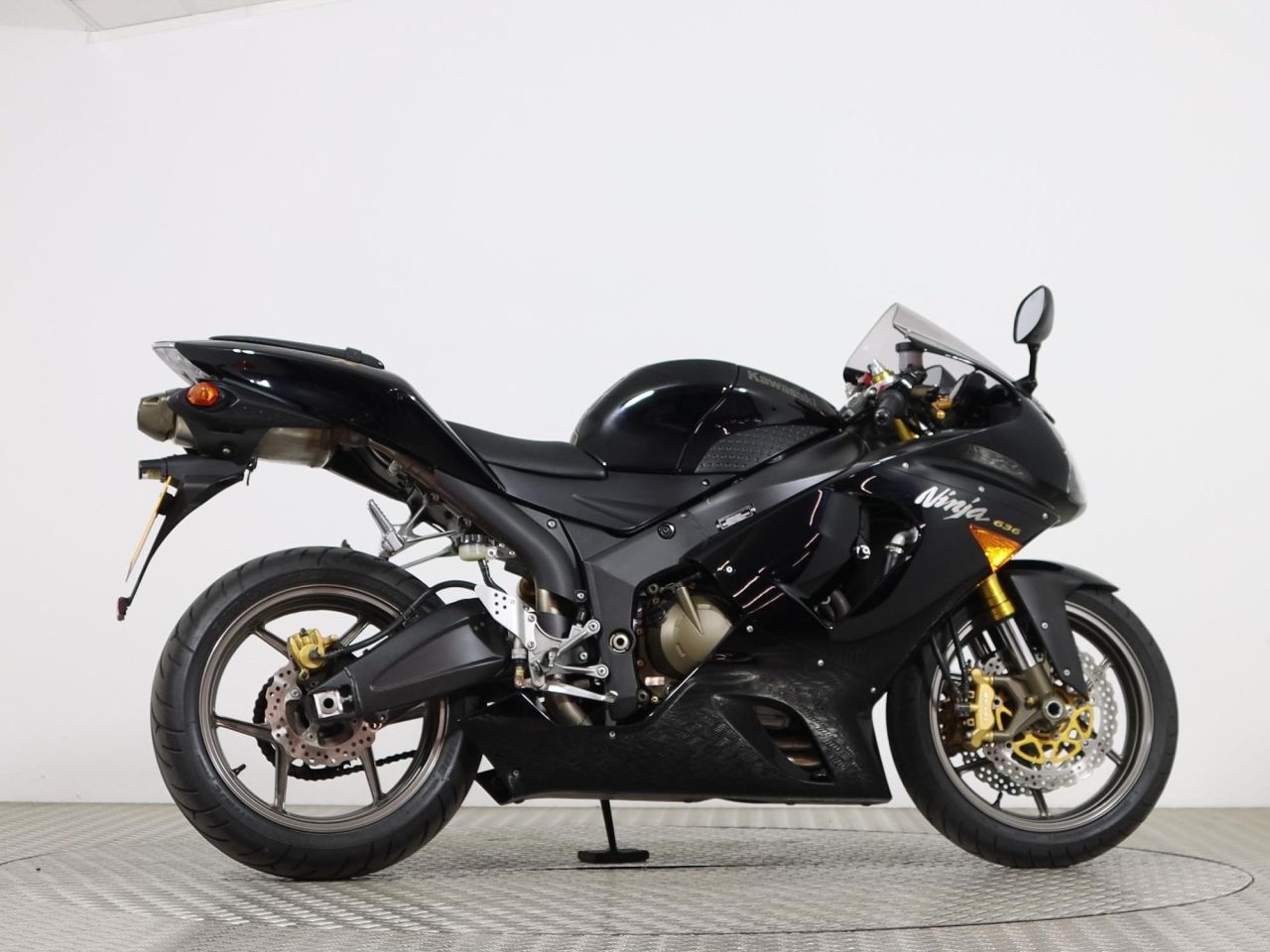 2006 KAWASAKI ZX-6R BLACK with 10113 miles - Used Motorbikes