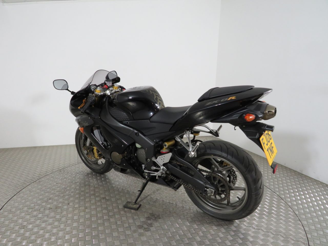 2006 KAWASAKI ZX-6R BLACK with 10113 miles - Used Motorbikes