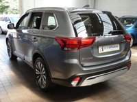 USED 2020 20 MITSUBISHI OUTLANDER 2.0 EXCEED 5d 148 BHP 7 SEATS SAT NAV LEATHER CAMERA 1 OWNER MITSUBISHI WARRANTY TILL JULY 2025