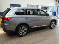 USED 2020 20 MITSUBISHI OUTLANDER 2.0 EXCEED 5d 148 BHP 7 SEATS SAT NAV LEATHER CAMERA 1 OWNER MITSUBISHI WARRANTY TILL JULY 2025