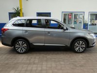 USED 2020 20 MITSUBISHI OUTLANDER 2.0 EXCEED 5d 148 BHP 7 SEATS SAT NAV LEATHER CAMERA 1 OWNER MITSUBISHI WARRANTY TILL JULY 2025