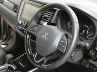 USED 2020 20 MITSUBISHI OUTLANDER 2.0 EXCEED 5d 148 BHP 7 SEATS SAT NAV LEATHER CAMERA 1 OWNER MITSUBISHI WARRANTY TILL JULY 2025