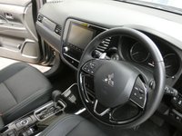 USED 2020 20 MITSUBISHI OUTLANDER 2.0 EXCEED 5d 148 BHP 7 SEATS SAT NAV LEATHER CAMERA 1 OWNER MITSUBISHI WARRANTY TILL JULY 2025