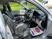 USED 2012 12 MITSUBISHI L200 2.5 DI-D 4X4 BARBARIAN LB DCB 175 BHP CANOPY + SAT NAV + CAMERA