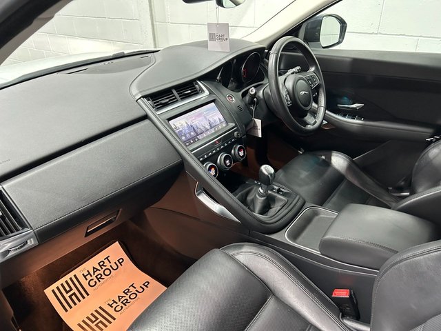 2019 JAGUAR E-PACE - Photo 7