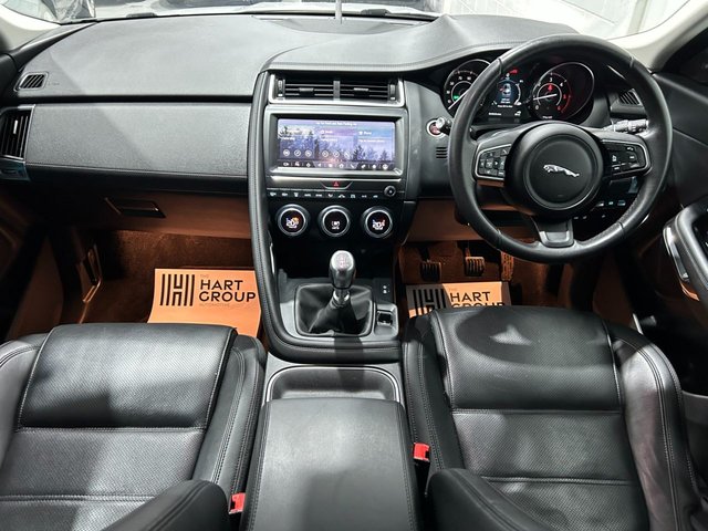 2019 JAGUAR E-PACE - Photo 6