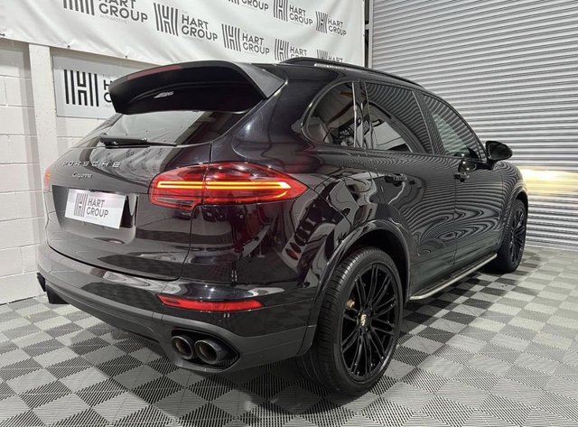 2016 PORSCHE CAYENNE - Photo 3