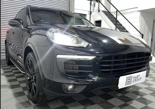 2016 PORSCHE CAYENNE - Photo 2