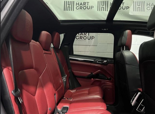 2016 PORSCHE CAYENNE - Photo 5