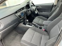 USED 2014 14 TOYOTA AURIS 1.6 VALVEMATIC ICON PLUS 5d 130 BHP www.suffolkcarcentre.co.uk - Located at Lowestoft