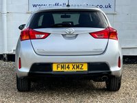 USED 2014 14 TOYOTA AURIS 1.6 VALVEMATIC ICON PLUS 5d 130 BHP www.suffolkcarcentre.co.uk - Located at Lowestoft