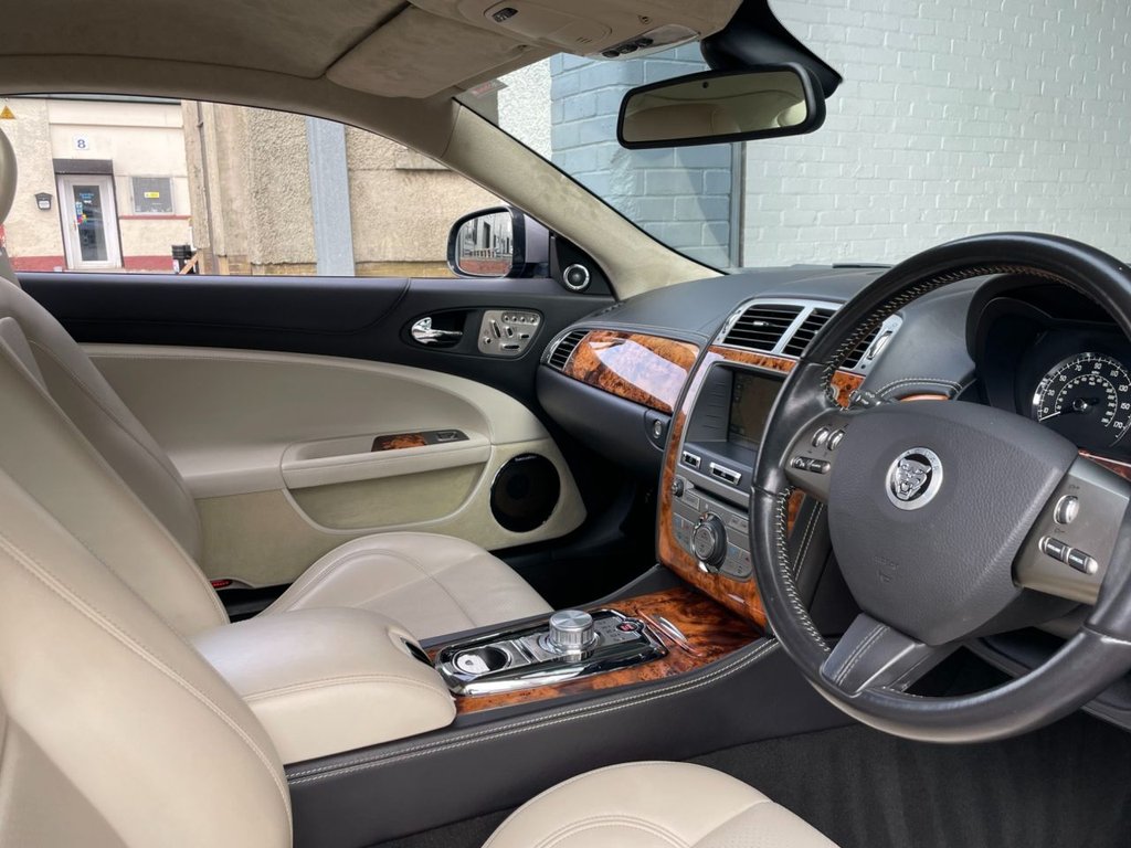 USED 2010 10 JAGUAR XK 5.0 XK PORTFOLIO 2d 385 BHP 