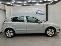 USED 2009 09 VAUXHALL ASTRA 1.6i 16v Club Hatchback 5dr Petrol Manual (155 g/km, 113 bhp) A/C,8Service Stamps,Low Miles!
