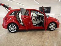 USED 2017 64 MERCEDES-BENZ B-CLASS 1.6 B 180 SPORT EXECUTIVE 5d 121 BHP STUNNING LOW MILEAGE WITH MERCEDES SERVICE RECORD