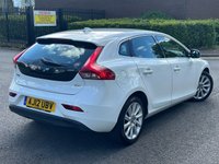 USED 2012 12 VOLVO V40 1.6 D2 SE LUX NAV 5d 113 BHP 