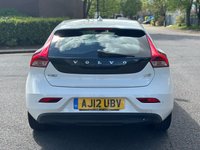 USED 2012 12 VOLVO V40 1.6 D2 SE LUX NAV 5d 113 BHP 