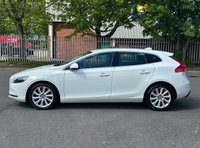 USED 2012 12 VOLVO V40 1.6 D2 SE LUX NAV 5d 113 BHP 