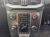 USED 2012 12 VOLVO V40 1.6 D2 SE LUX NAV 5d 113 BHP 