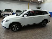 USED 2020 20 MITSUBISHI OUTLANDER 2.0 EXCEED 5d 148 BHP 7 SEATS SAT NAV LEATHER CAMERA LOW MILEAGE MITSUBISHI WARRANTY TILL MARCH 2025
