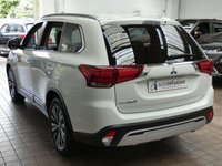 USED 2020 20 MITSUBISHI OUTLANDER 2.0 EXCEED 5d 148 BHP 7 SEATS SAT NAV LEATHER CAMERA LOW MILEAGE MITSUBISHI WARRANTY TILL MARCH 2025