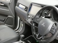 USED 2020 20 MITSUBISHI OUTLANDER 2.0 EXCEED 5d 148 BHP 7 SEATS SAT NAV LEATHER CAMERA LOW MILEAGE MITSUBISHI WARRANTY TILL MARCH 2025