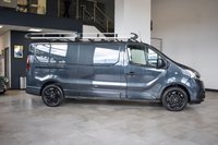 USED 2021 21 RENAULT TRAFIC 2.0 LL30 BLACK EDITION EDC ENERGY DCI 168 BHP Rare Automatic Black Edition