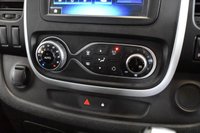 USED 2021 21 RENAULT TRAFIC 2.0 LL30 BLACK EDITION EDC ENERGY DCI 168 BHP Rare Automatic Black Edition