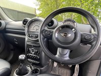 USED 2011 61 MINI COUNTRYMAN 2.0 COOPER SD ALL4 5d 141 BHP 