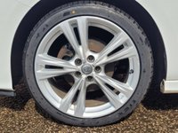 USED 2017 17 VAUXHALL ASTRA 1.6 SRI VX-LINE NAV CDTI 5d 108 BHP 
