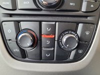 USED 2014 14 VAUXHALL ASTRA 1.4 EXCITE 5d 98 BHP 