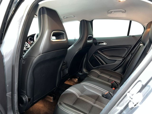 2020 Mercedes-Benz GLA-CLASS - Photo 9