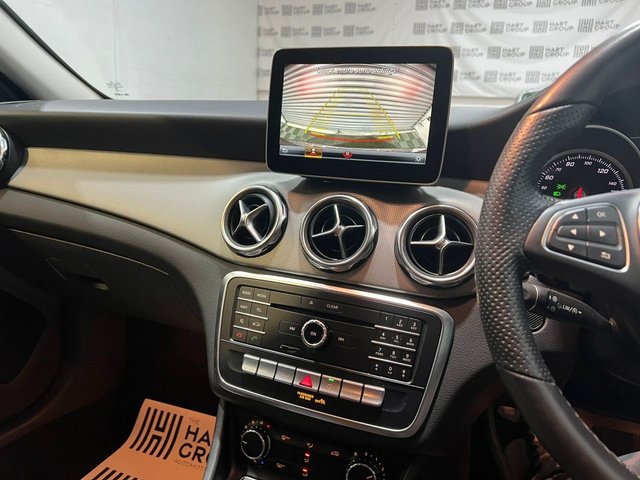 2020 Mercedes-Benz GLA-CLASS - Photo 8