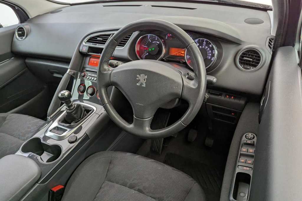 USED 2013 13 PEUGEOT 3008 1.6 HDI ACTIVE 5d  