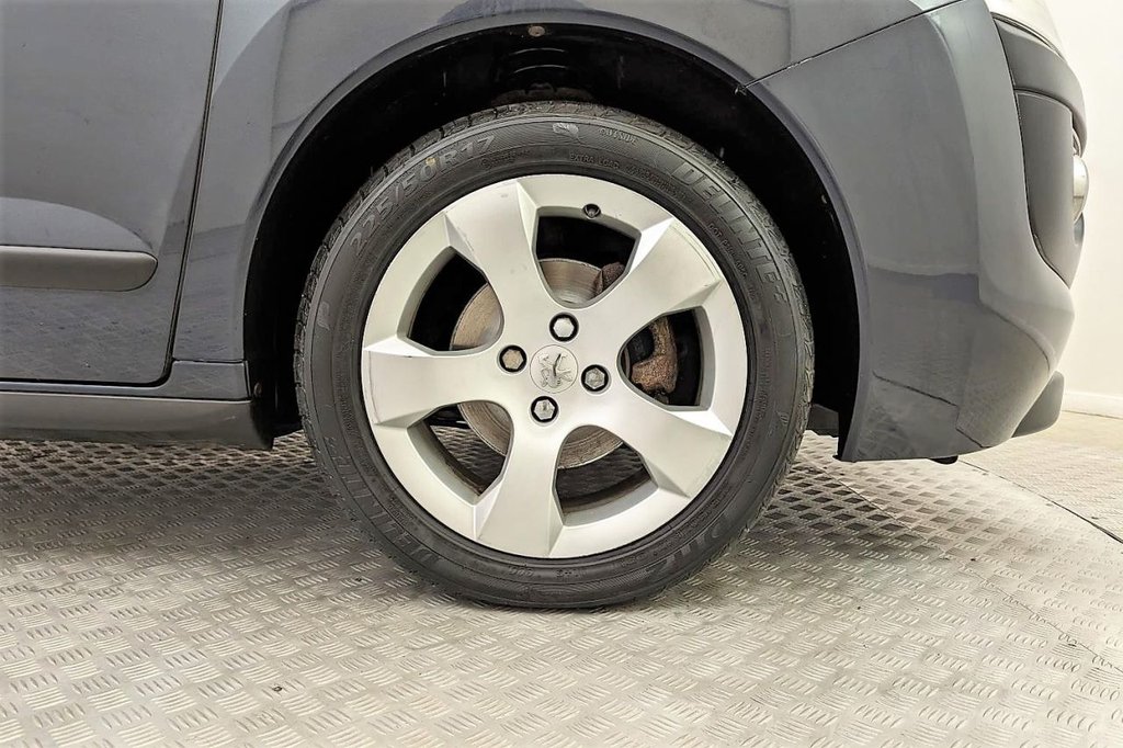 USED 2013 13 PEUGEOT 3008 1.6 HDI ACTIVE 5d  